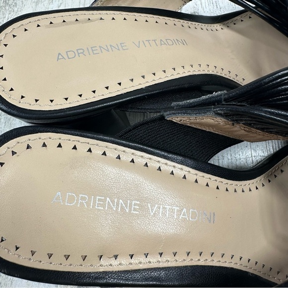 New Adrienne Vittadini Annalee Black Faux Leather Slip On Block Heel Sandal #211 - Picture 6 of 9